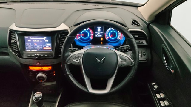 View Mahindra XUV300 Image 21 Used Mahindra XUV300 Image 21
