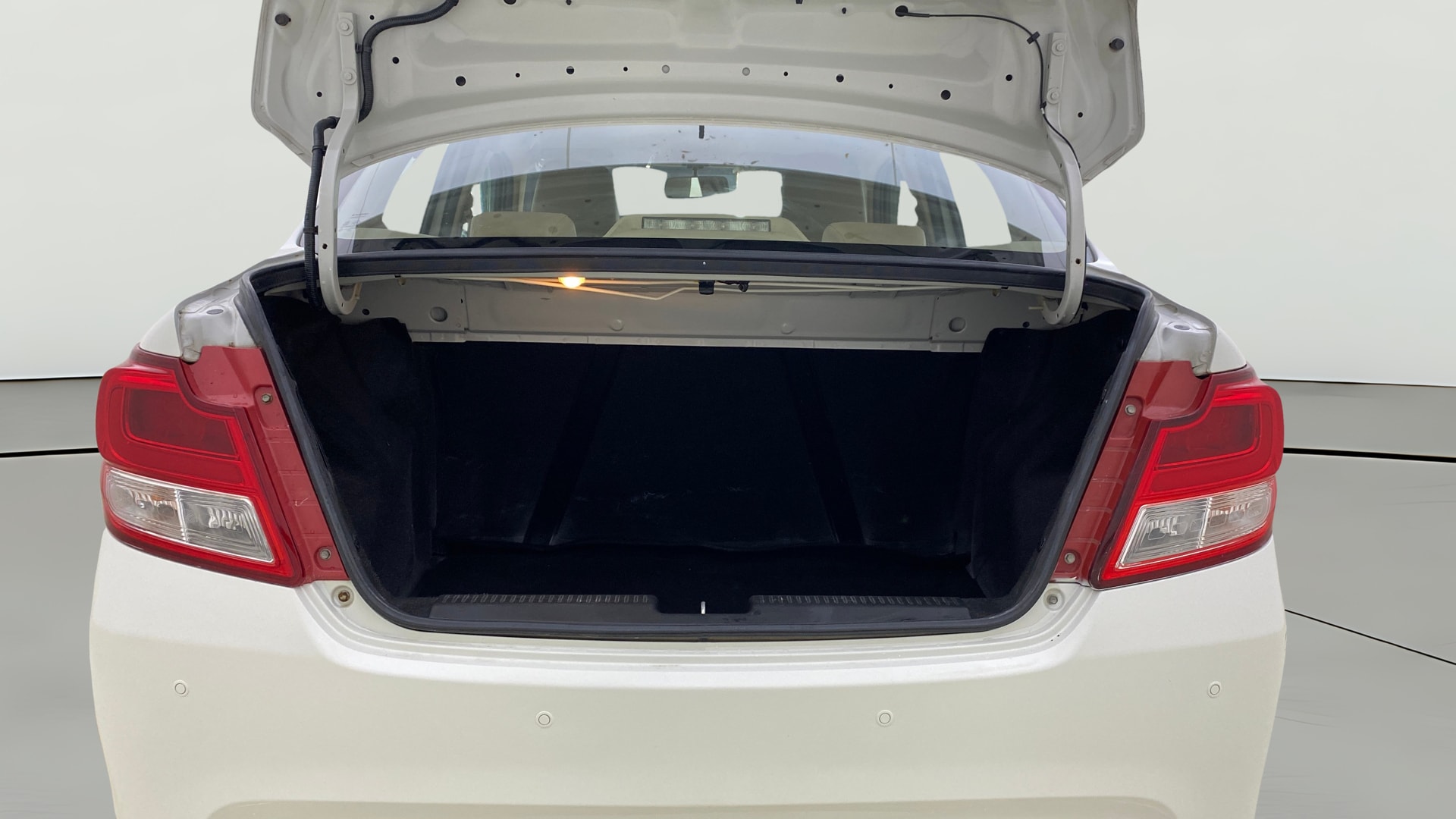 View 2018 Maruti Suzuki 1000 Base Variant Image 36 Used 2018 Maruti Suzuki 1000 Base Variant Image 36