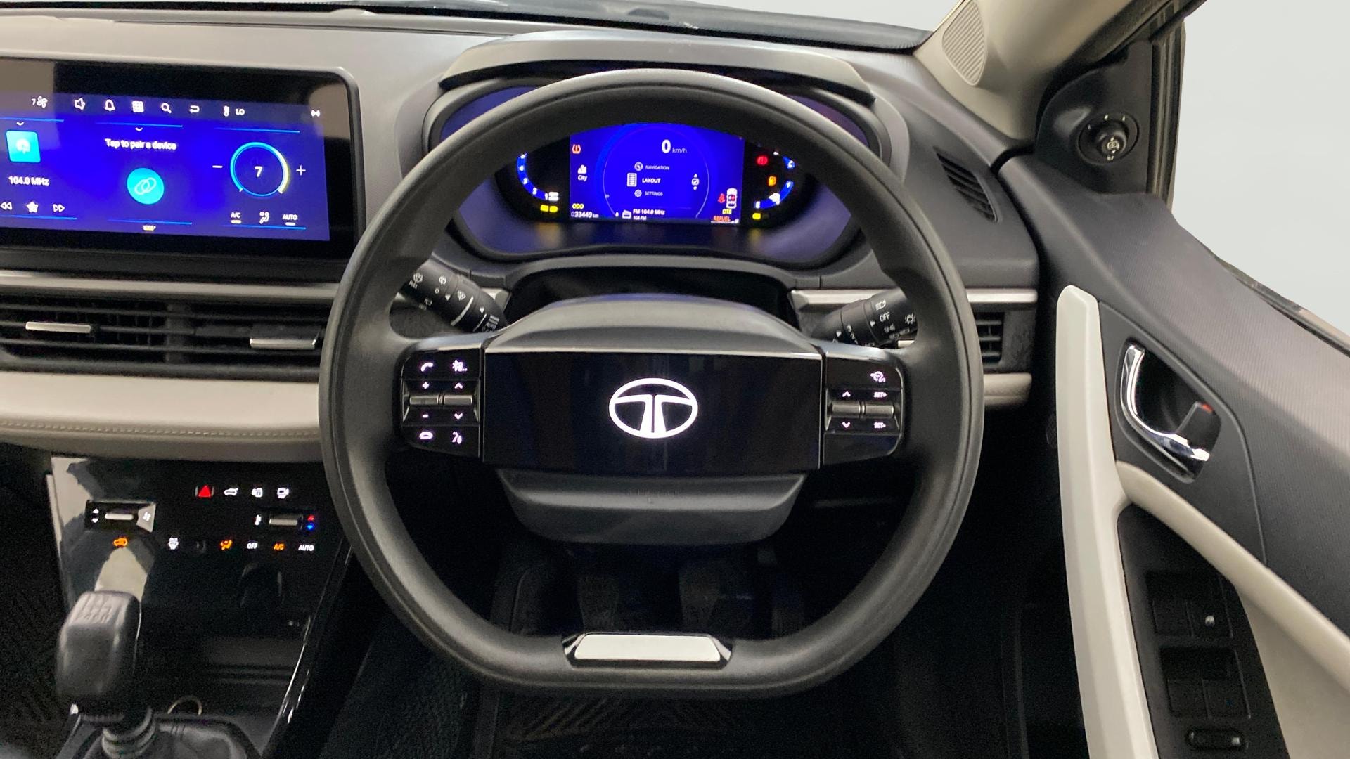 View 2023 Tata Nexon Revotron XE Image 21 Used 2023 Tata Nexon Revotron XE Image 21