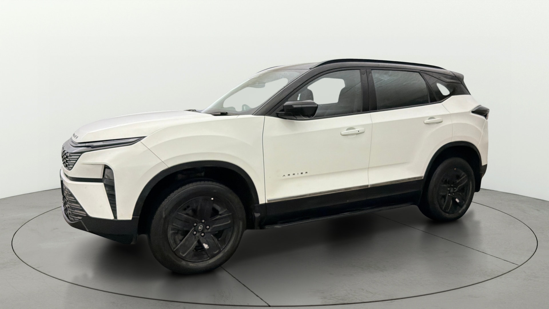 View 2024 Tata Harrier XE Image 38 Used 2024 Tata Harrier XE Image 38
