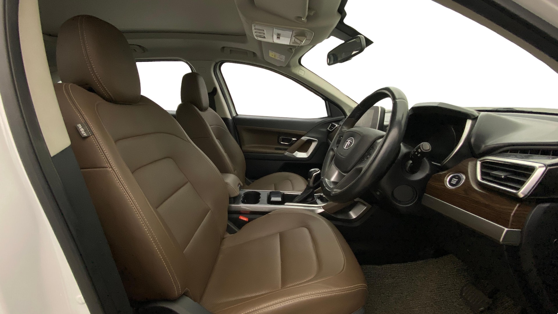 View 2022 Tata Harrier XE Image 18 Used 2022 Tata Harrier XE Image 18