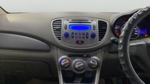 View Hyundai i10 Image 17 Used Hyundai i10 Image 17