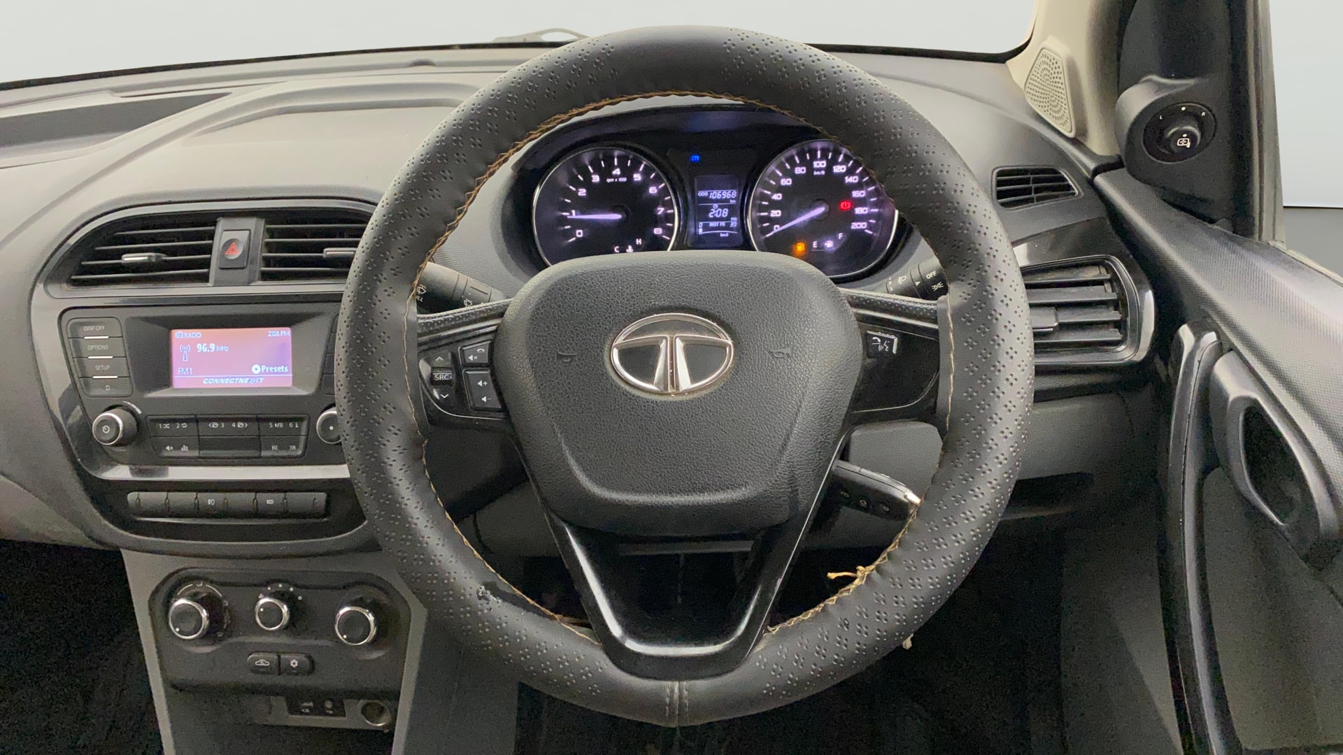 View 2018 Tata Tigor XT Petrol Image 20 Used 2018 Tata Tigor XT Petrol Image 20