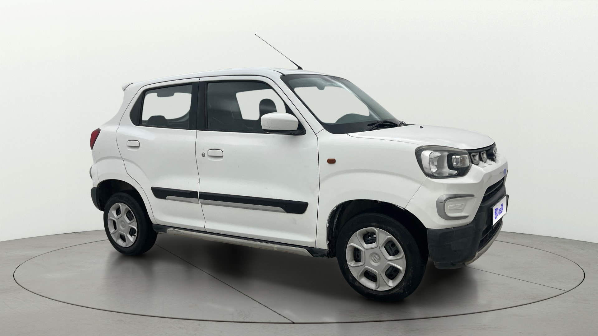 View 2021 Maruti Suzuki 1000 Base Variant Image 13 Used 2021 Maruti Suzuki 1000 Base Variant Image 13