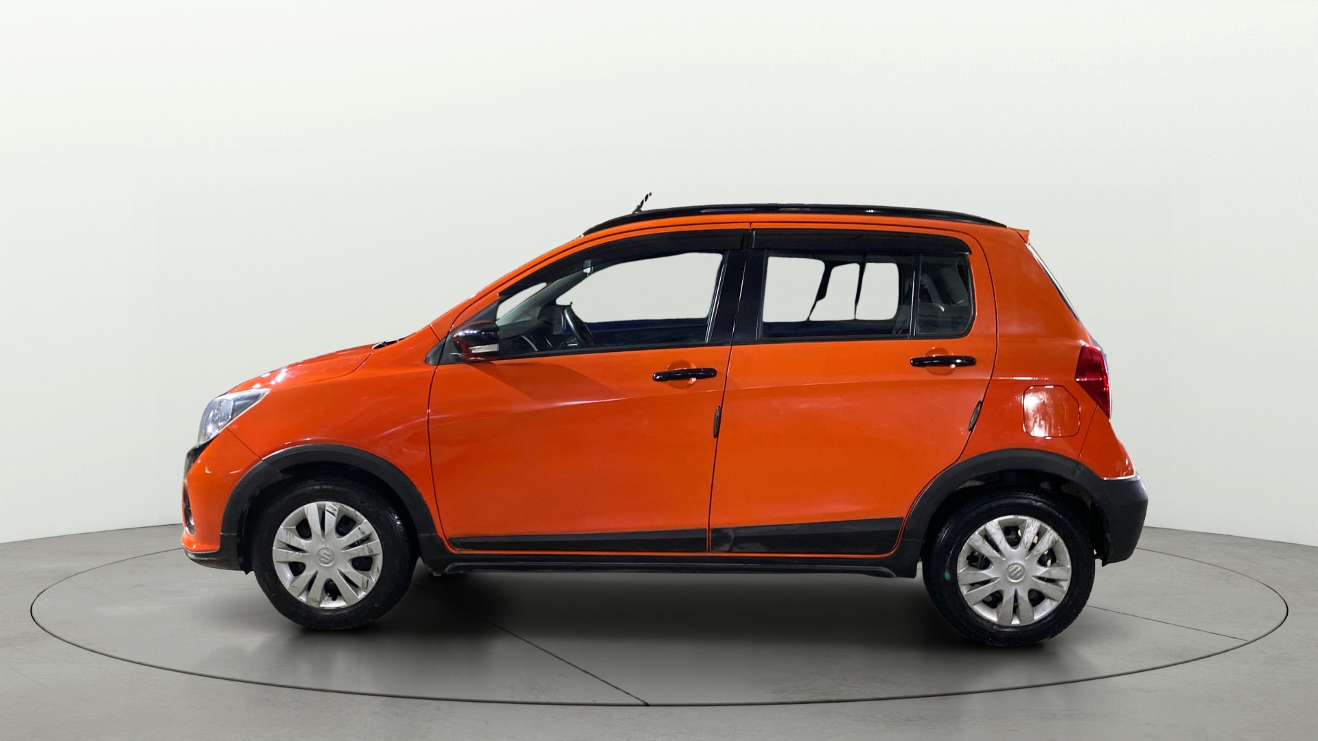 View 2019 Maruti Suzuki 1000 Base Variant Image 5 Used 2019 Maruti Suzuki 1000 Base Variant Image 5