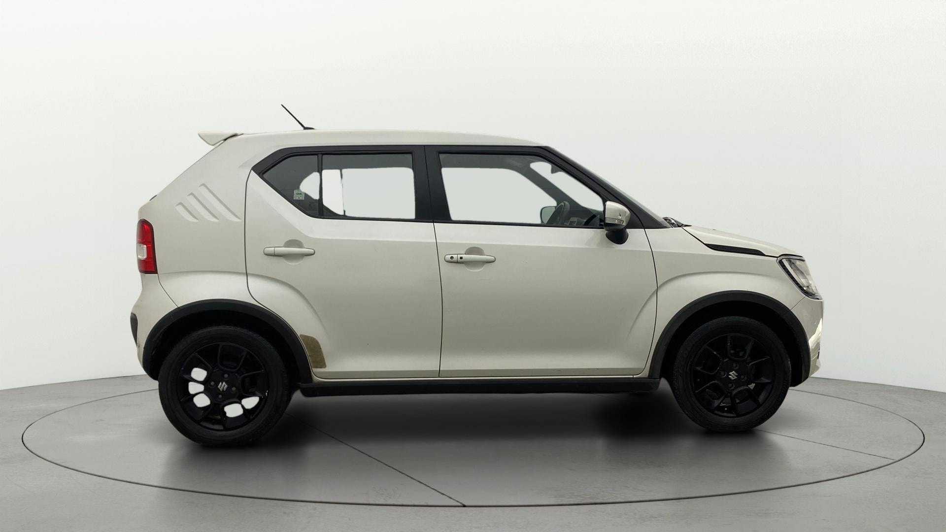 View 2018 Maruti Suzuki 1000 Base Variant Image 8 Used 2018 Maruti Suzuki 1000 Base Variant Image 8