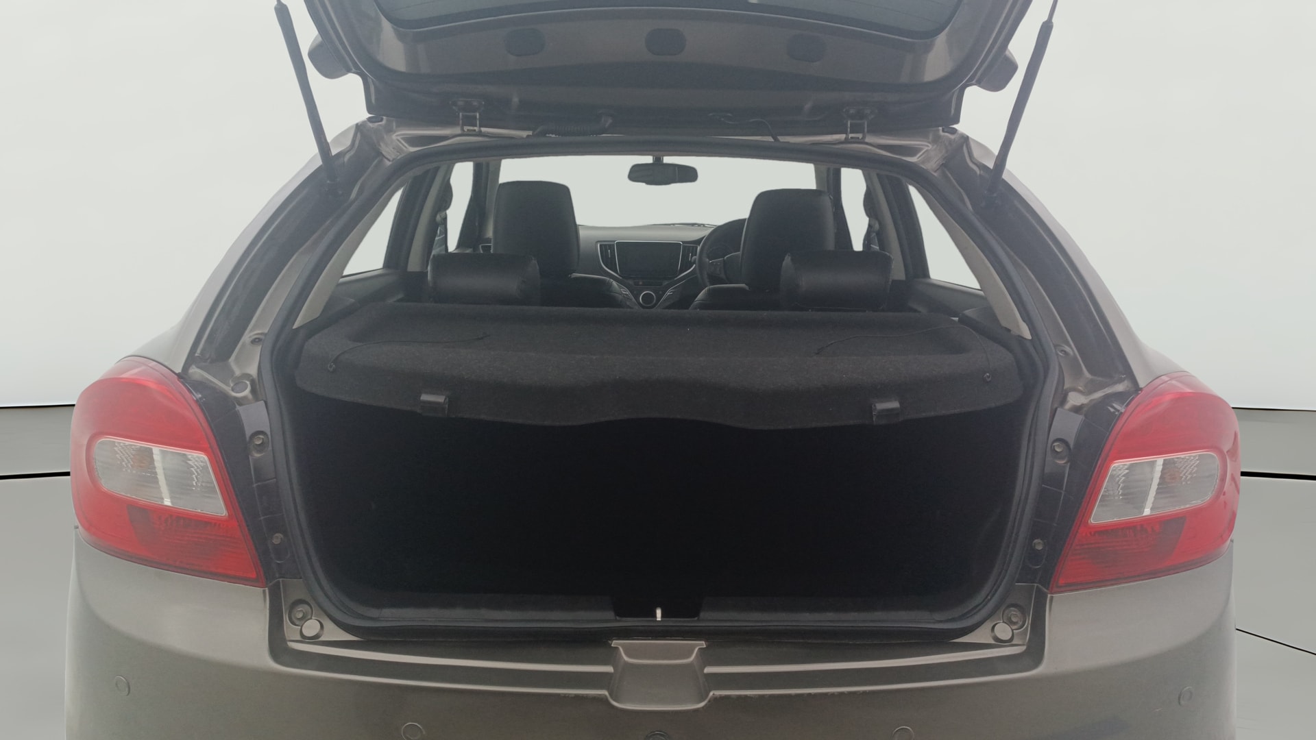View 2019 Maruti Suzuki 1000 Base Variant Image 38 Used 2019 Maruti Suzuki 1000 Base Variant Image 38