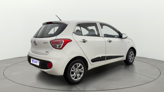 View Hyundai Grand i10 Image 41 Used Hyundai Grand i10 Image 41