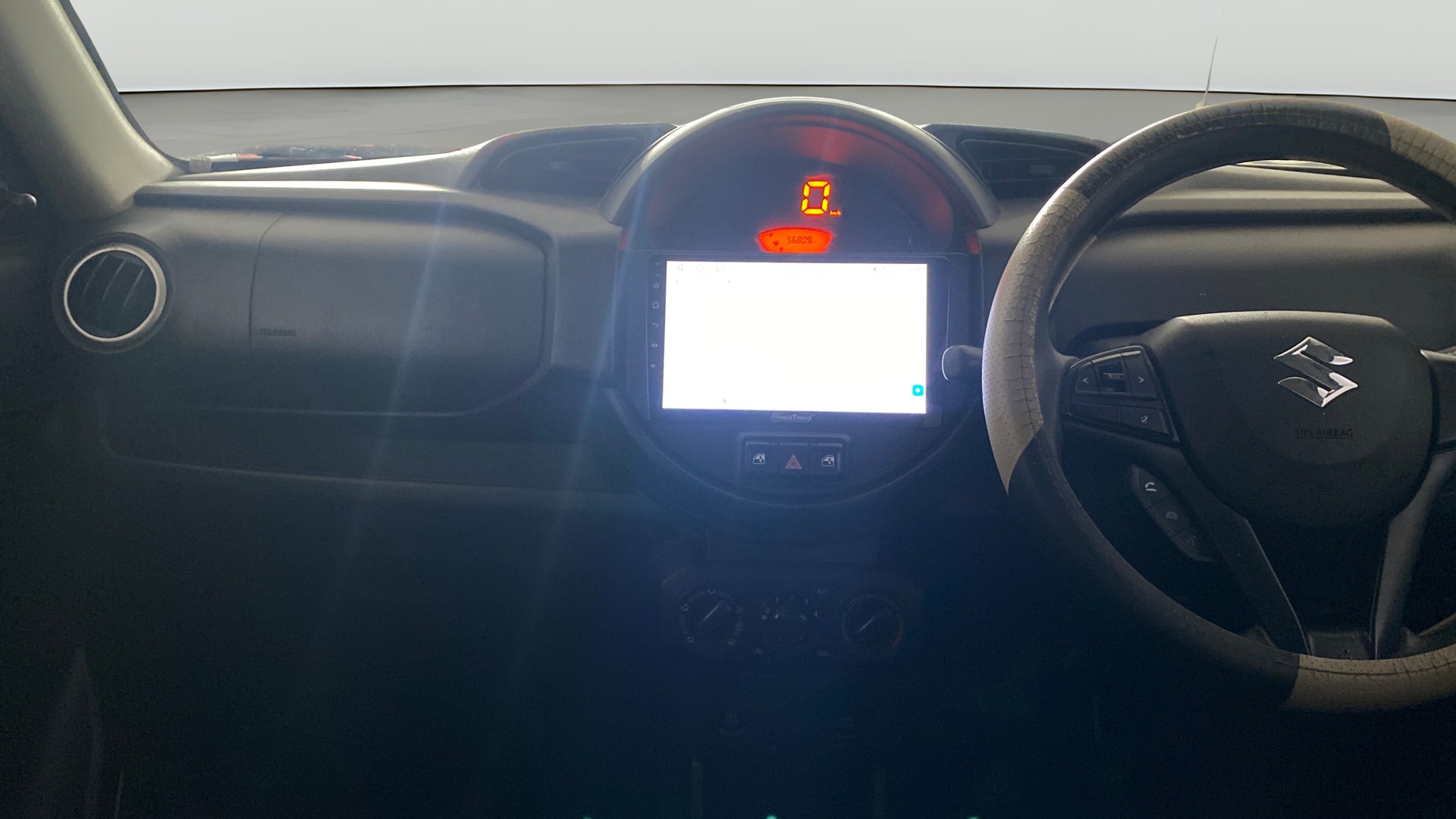 View 2021 Maruti Suzuki 1000 Base Variant Image 17 Used 2021 Maruti Suzuki 1000 Base Variant Image 17