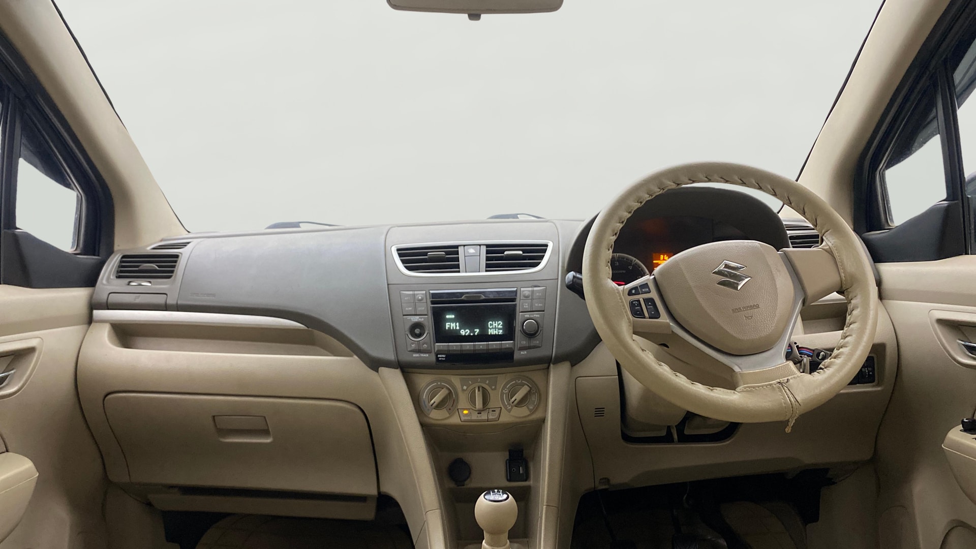 View 2015 Maruti Suzuki 1000 Base Variant Image 32 Used 2015 Maruti Suzuki 1000 Base Variant Image 32