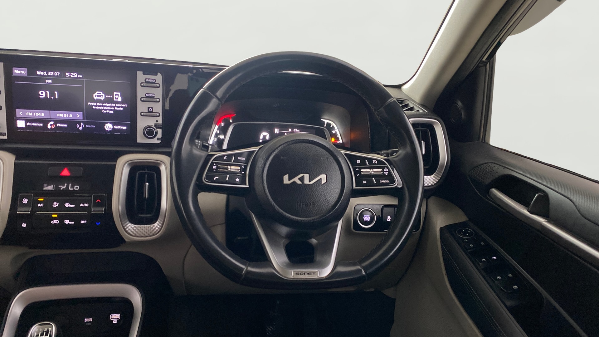 Used 2023 Kia Sonet Used 2023 Kia Sonet