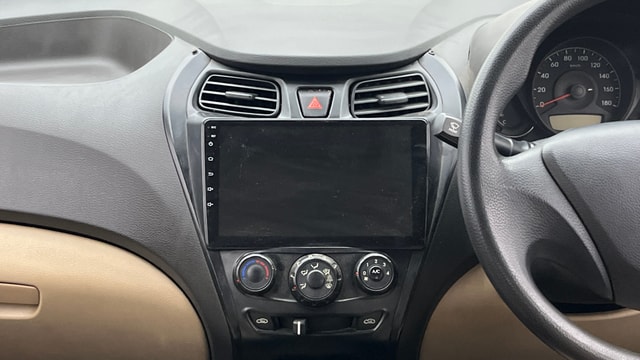 View Hyundai EON Image 17 Used Hyundai EON Image 17