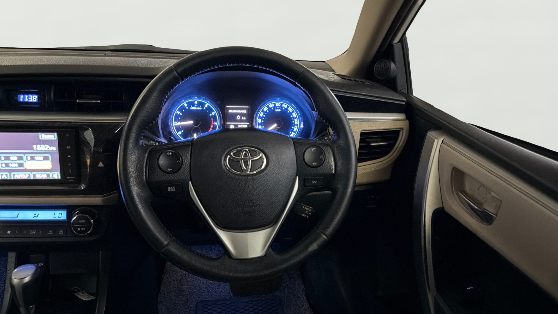 View 2015 Toyota Corolla Altis 1.8 VL AT Image 21 Used 2015 Toyota Corolla Altis 1.8 VL AT Image 21