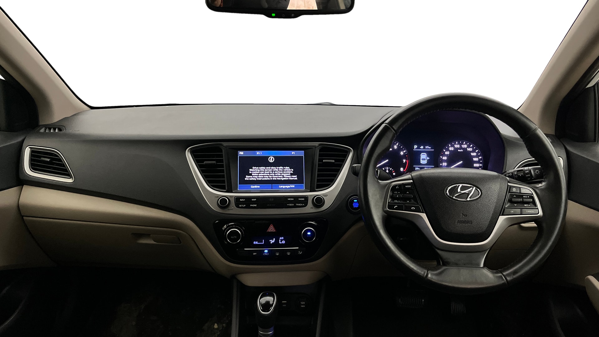 View 2019 Hyundai Verna 1.4 VTVT E Image 16 Used 2019 Hyundai Verna 1.4 VTVT E Image 16