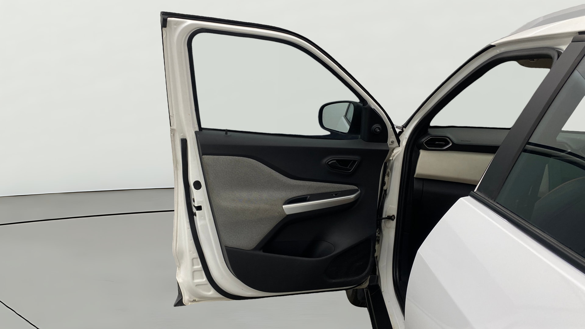 Used 2023 Nissan Magnite Used 2023 Nissan Magnite