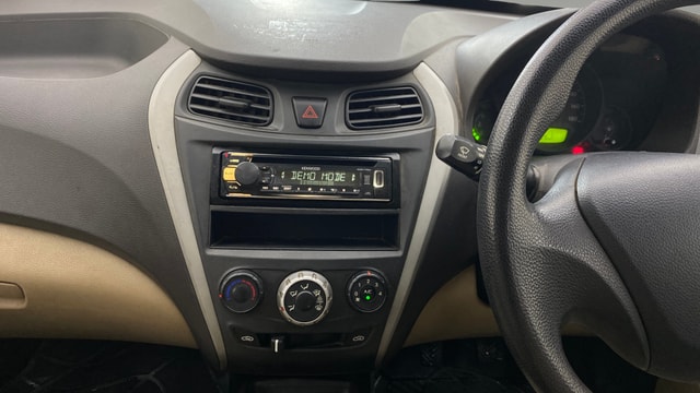 View Hyundai EON Image 17 Used Hyundai EON Image 17