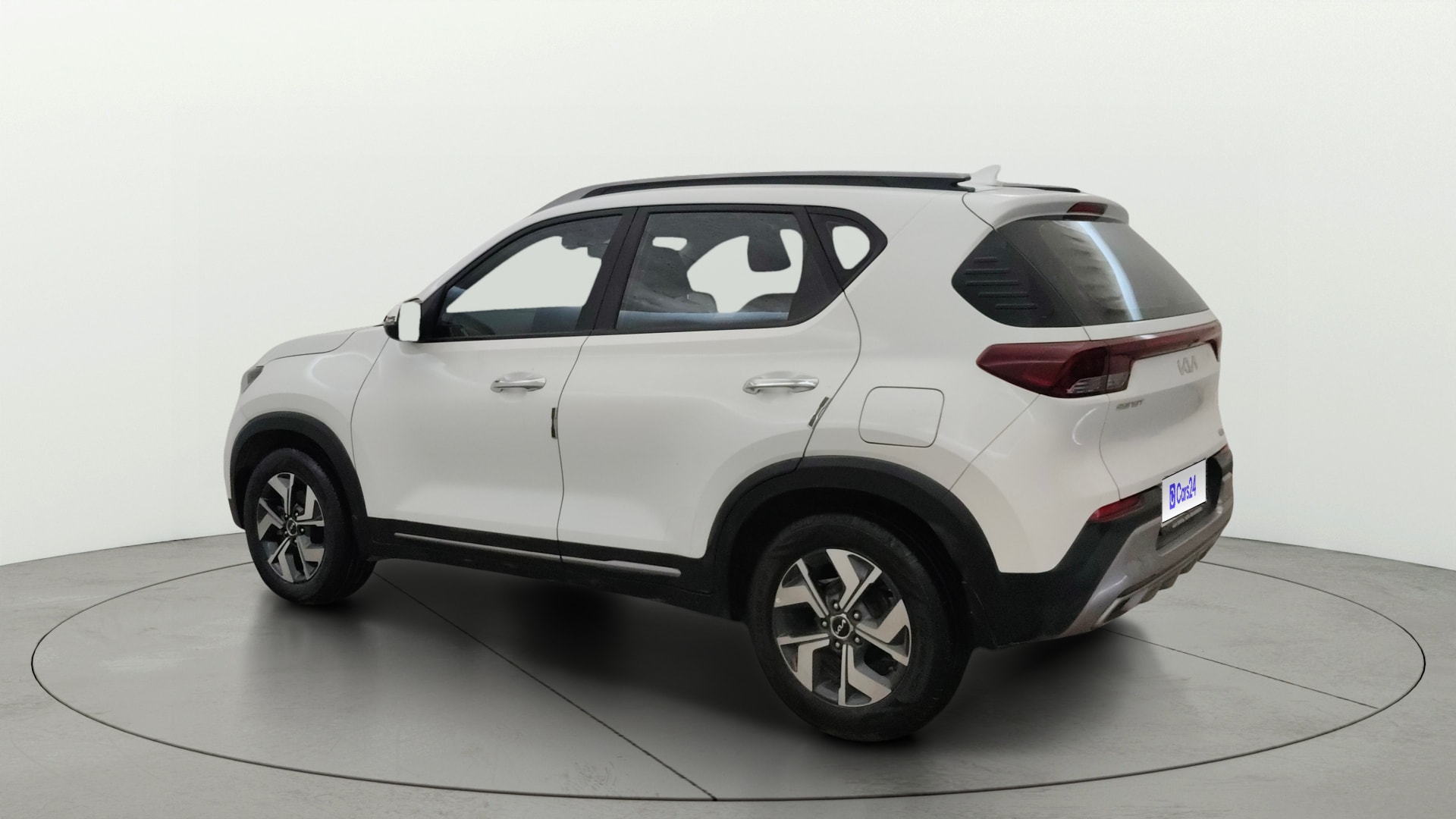 View 2023 Kia Sonet HTX DCT Petrol Image 2 Used 2023 Kia Sonet HTX DCT Petrol Image 2