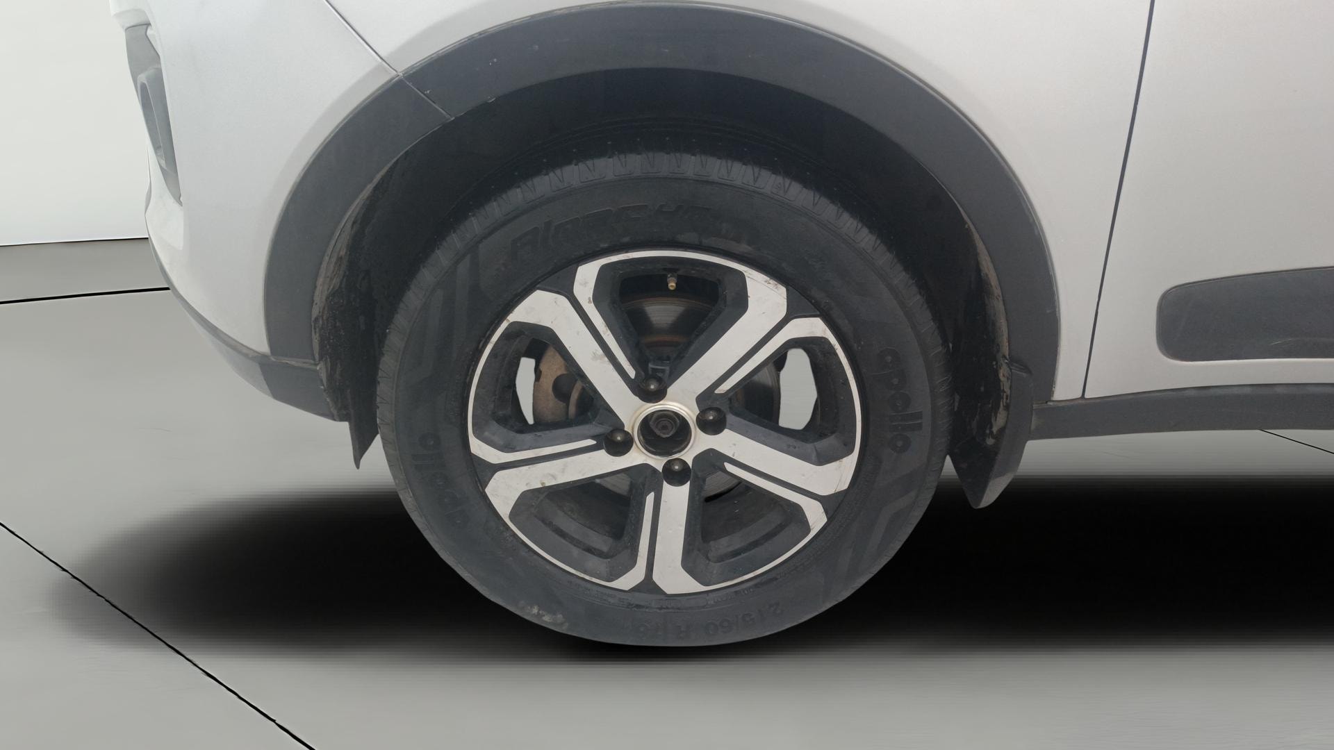 View 2021 Tata Nexon Revotron XE Image 36 Used 2021 Tata Nexon Revotron XE Image 36
