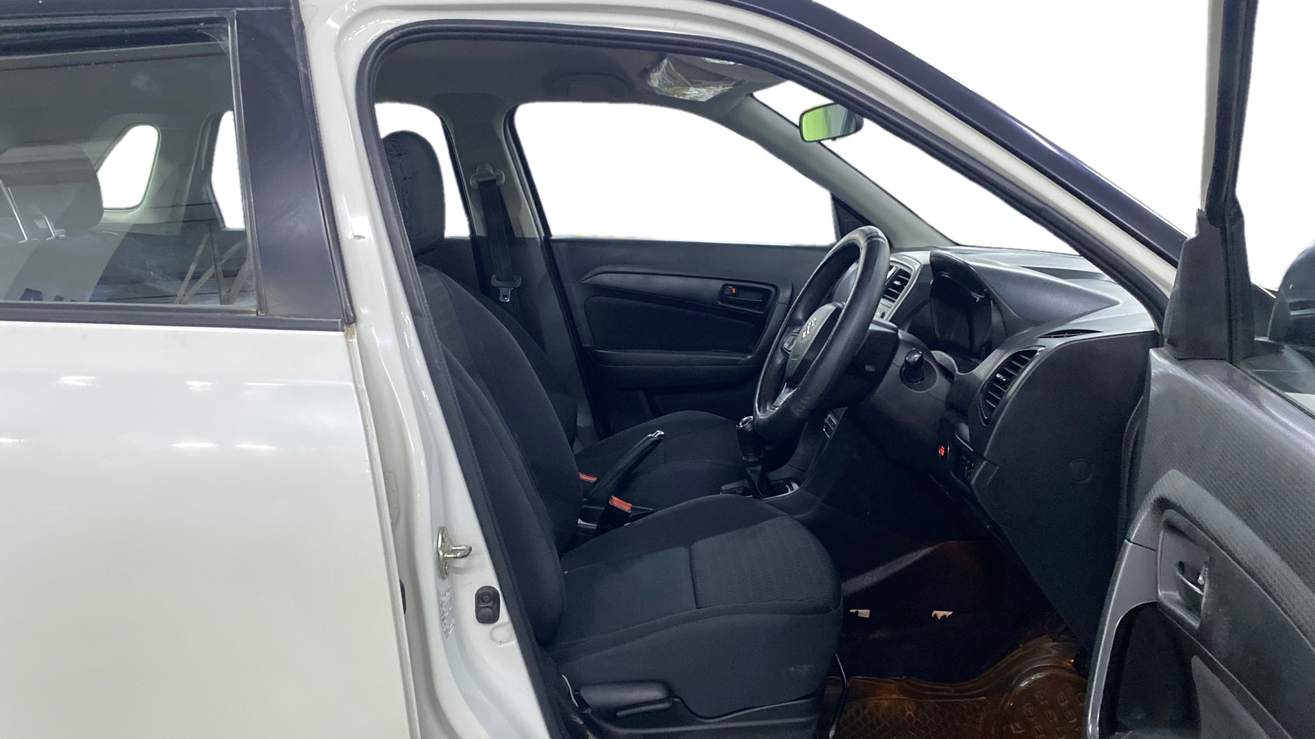 View 2020 Maruti Suzuki 1000 Base Variant Image 17 Used 2020 Maruti Suzuki 1000 Base Variant Image 17