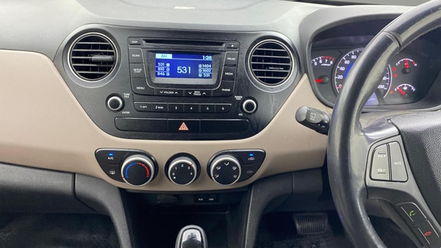 View Hyundai Grand i10 Image 17 Used Hyundai Grand i10 Image 17