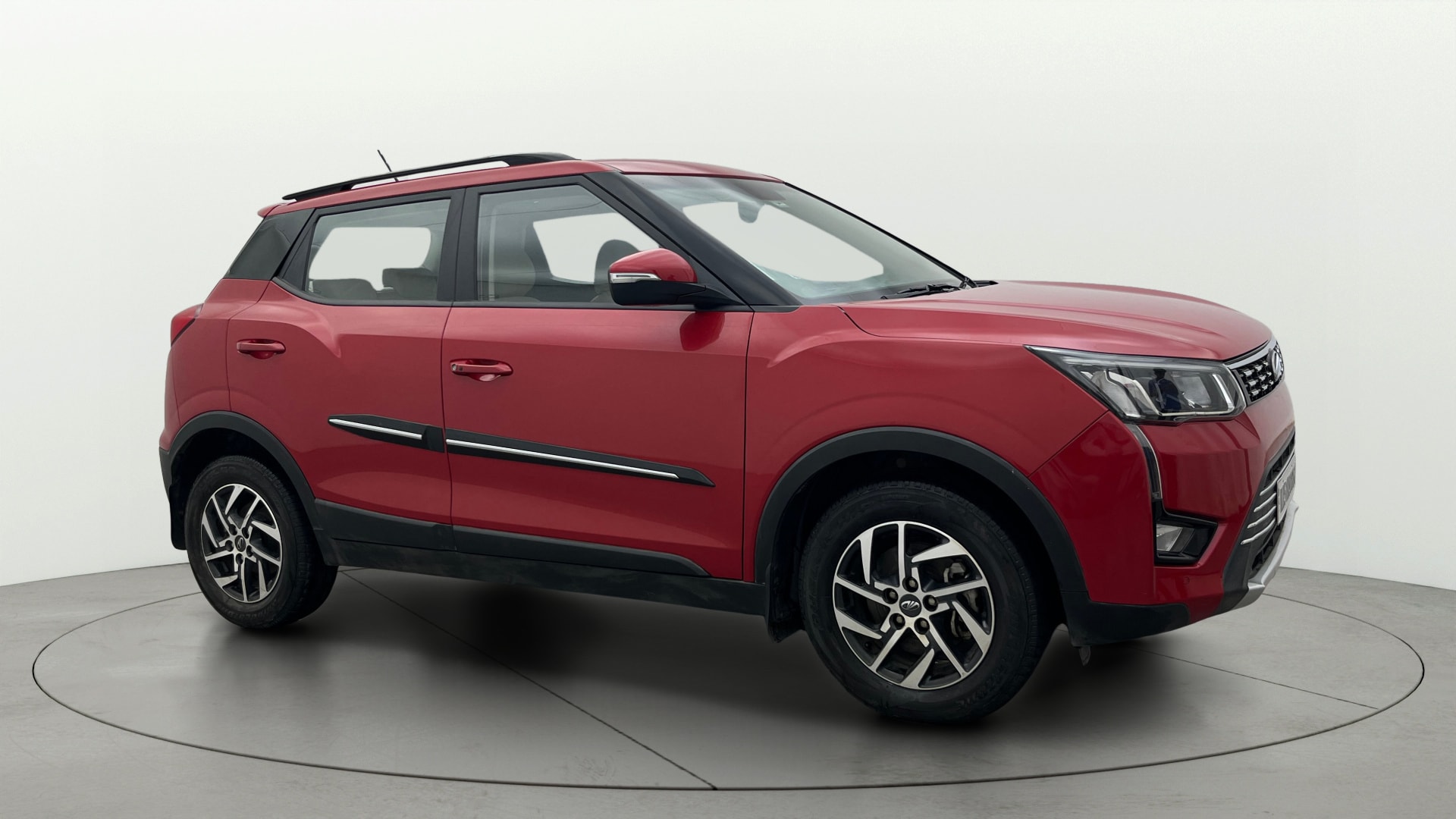 Used 2022 Mahindra XUV300 Used 2022 Mahindra XUV300