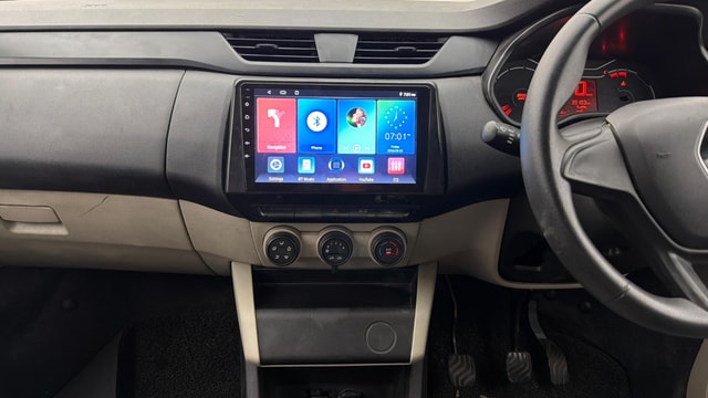 View Renault Triber Image 18 Used Renault Triber Image 18