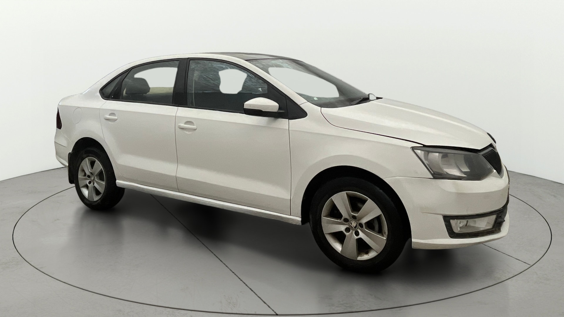 View 2018 Skoda Rapid 1.6 MPI Ambition Petrol BS IV Image 35 Used 2018 Skoda Rapid 1.6 MPI Ambition Petrol BS IV Image 35