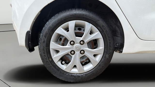 View Hyundai Grand i10 Image 23 Used Hyundai Grand i10 Image 23