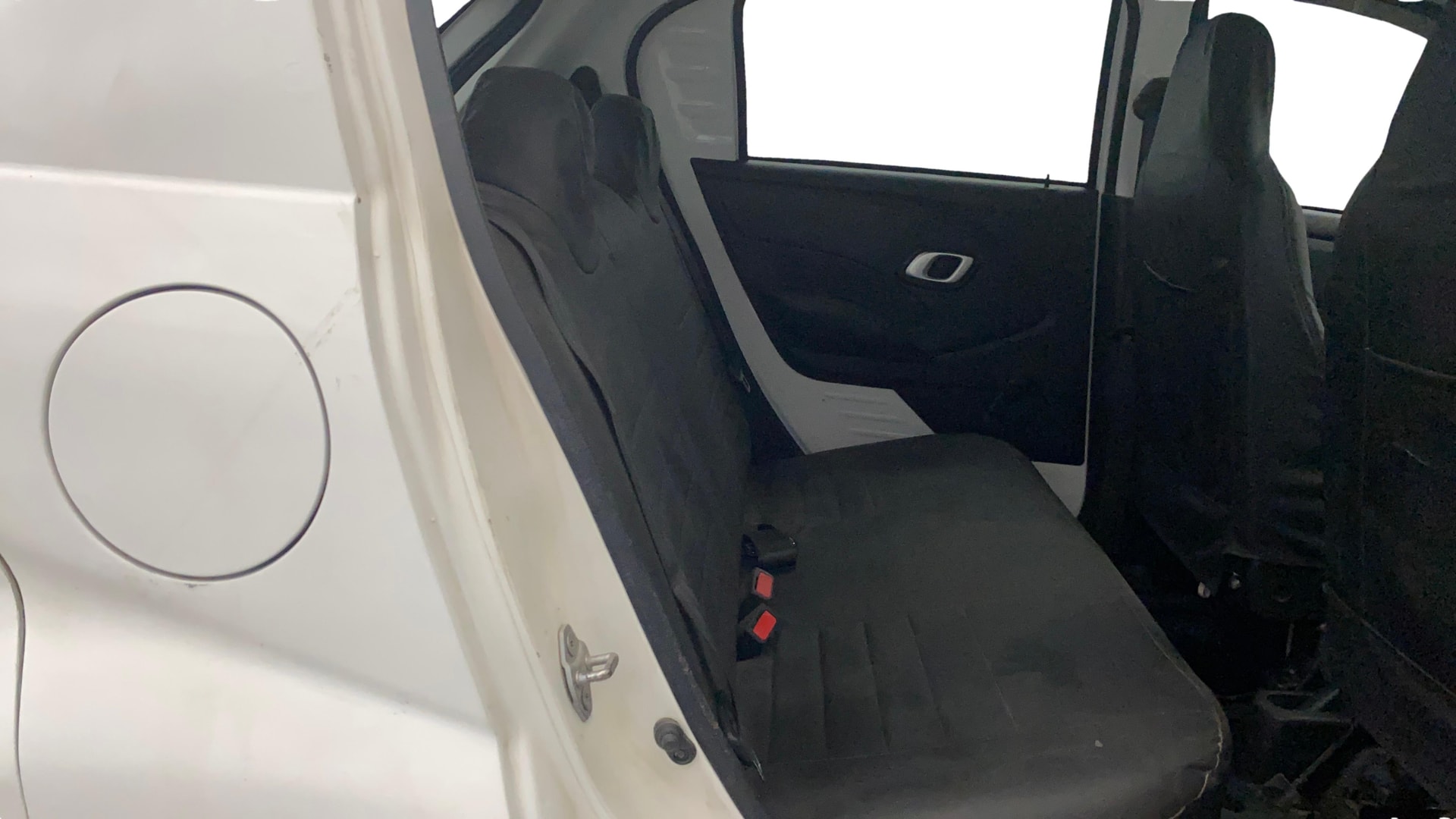 View 2020 Datsun Go T Image 28 Used 2020 Datsun Go T Image 28