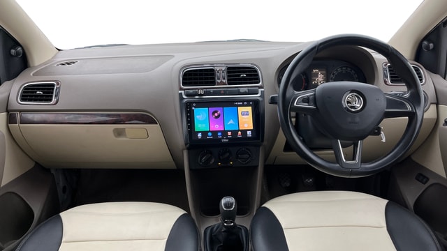 View Skoda Rapid Image 15 Used Skoda Rapid Image 15