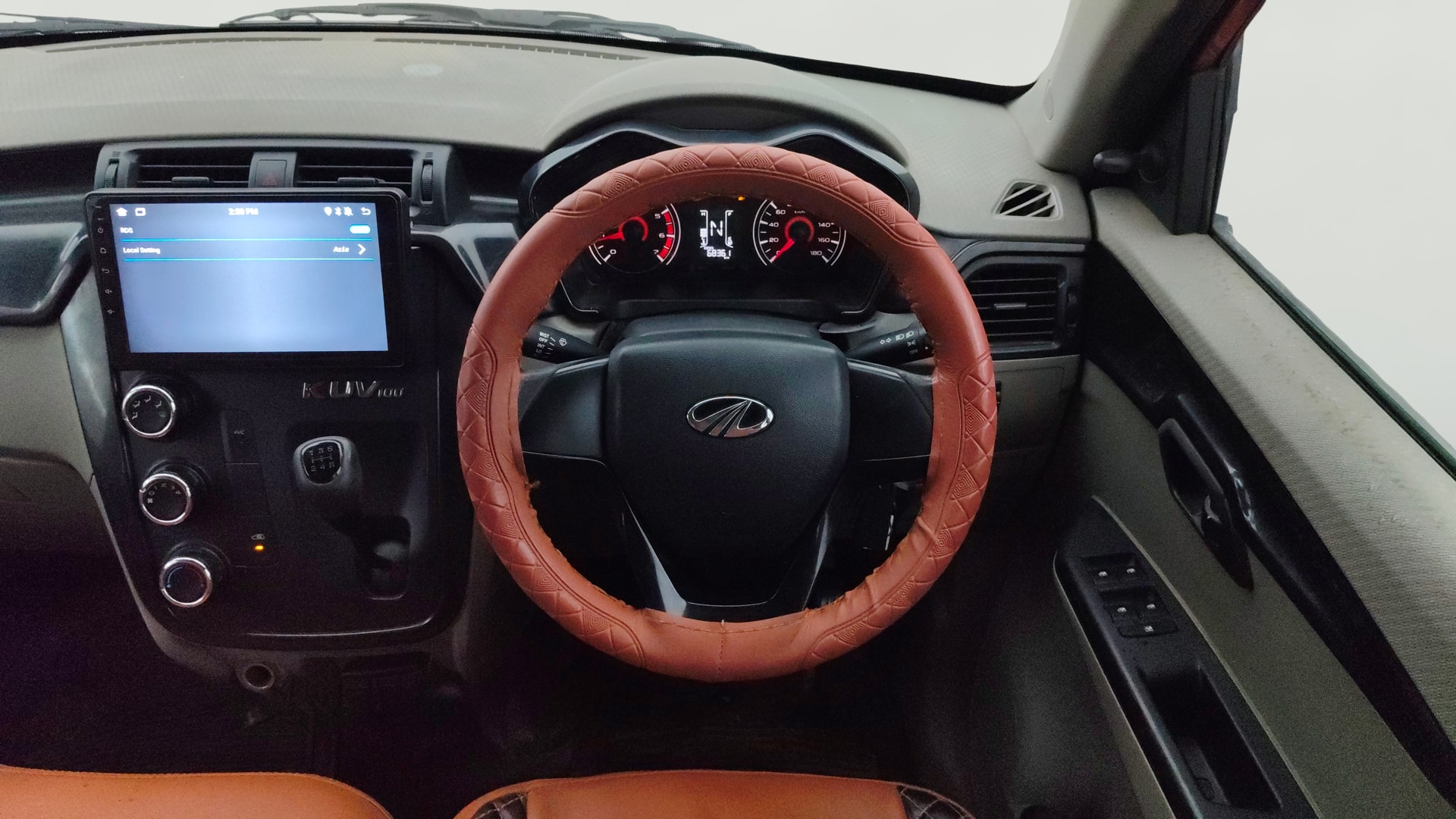 Used 2016 Mahindra KUV100 Used 2016 Mahindra KUV100