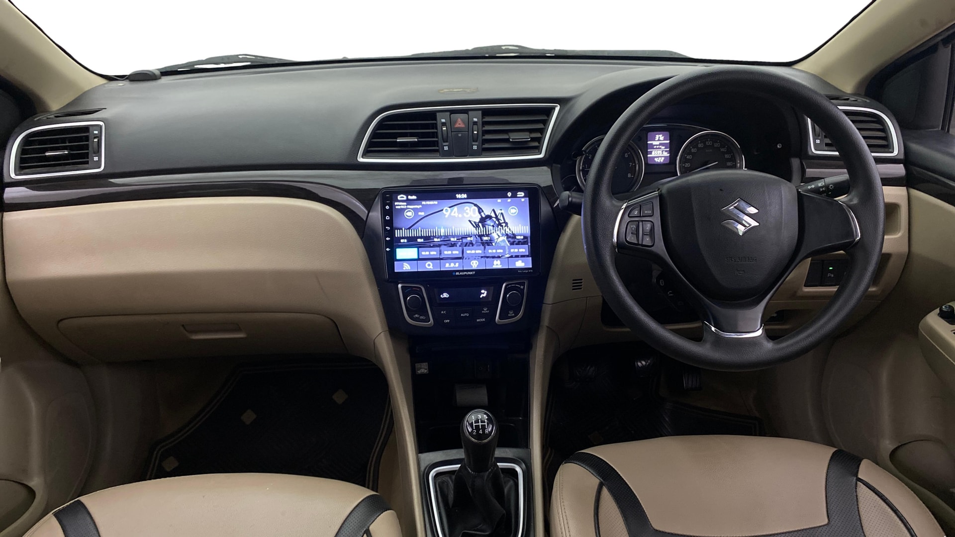 View 2016 Maruti Suzuki 1000 Base Variant Image 15 Used 2016 Maruti Suzuki 1000 Base Variant Image 15