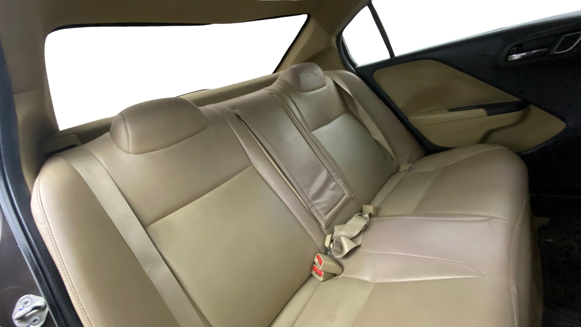 View 2019 Honda City ZX MT Diesel Anniversary Edition Image 30 Used 2019 Honda City ZX MT Diesel Anniversary Edition Image 30