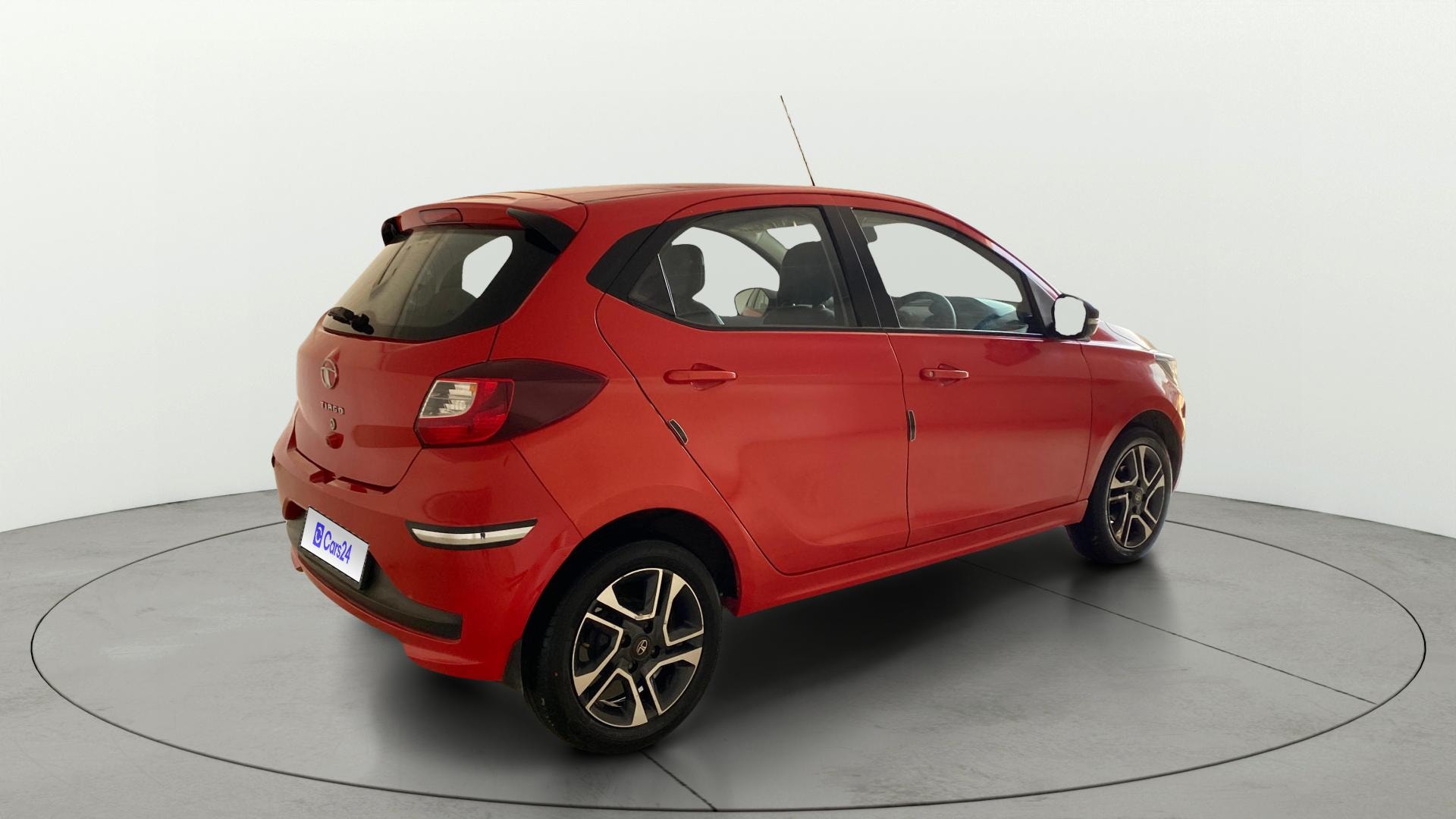 View 2021 Tata Tiago Revotorq XB Image 43 Used 2021 Tata Tiago Revotorq XB Image 43