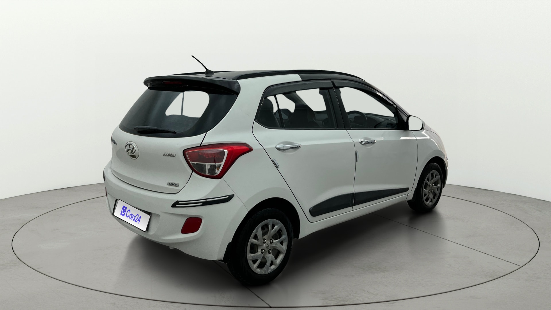 View 2015 Hyundai Grand i10 1.1 Asta Diesel Image 45 Used 2015 Hyundai Grand i10 1.1 Asta Diesel Image 45