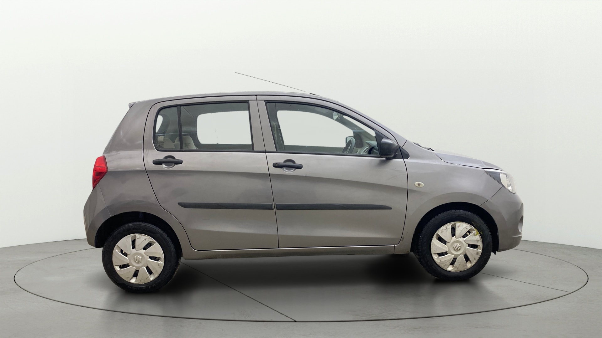 View 2015 Maruti Suzuki 1000 Base Variant Image 8 Used 2015 Maruti Suzuki 1000 Base Variant Image 8