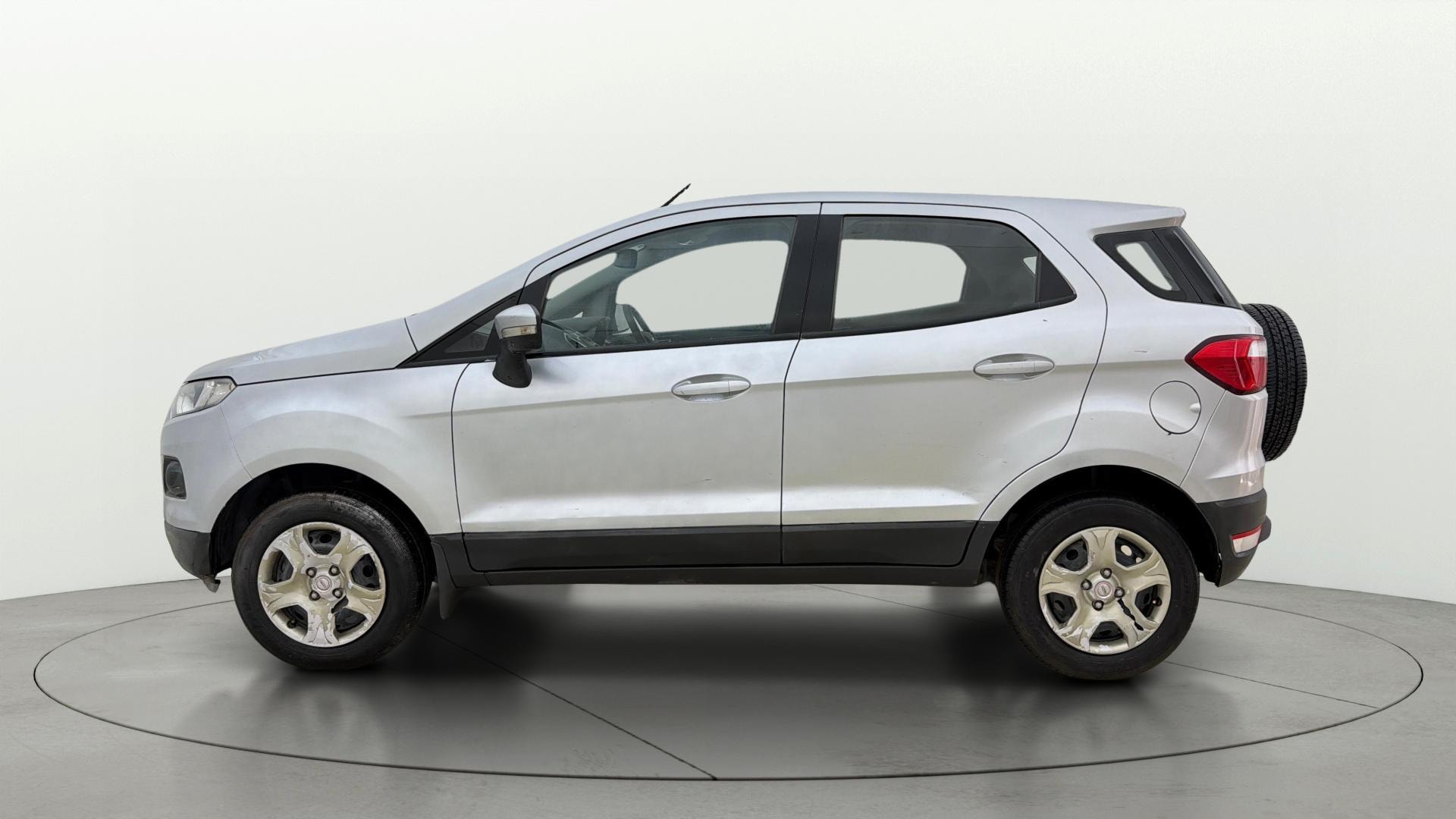 View 2014 Ford EcoSport 1.5 TDCi Diesel Ambiente BS IV Image 5 Used 2014 Ford EcoSport 1.5 TDCi Diesel Ambiente BS IV Image 5