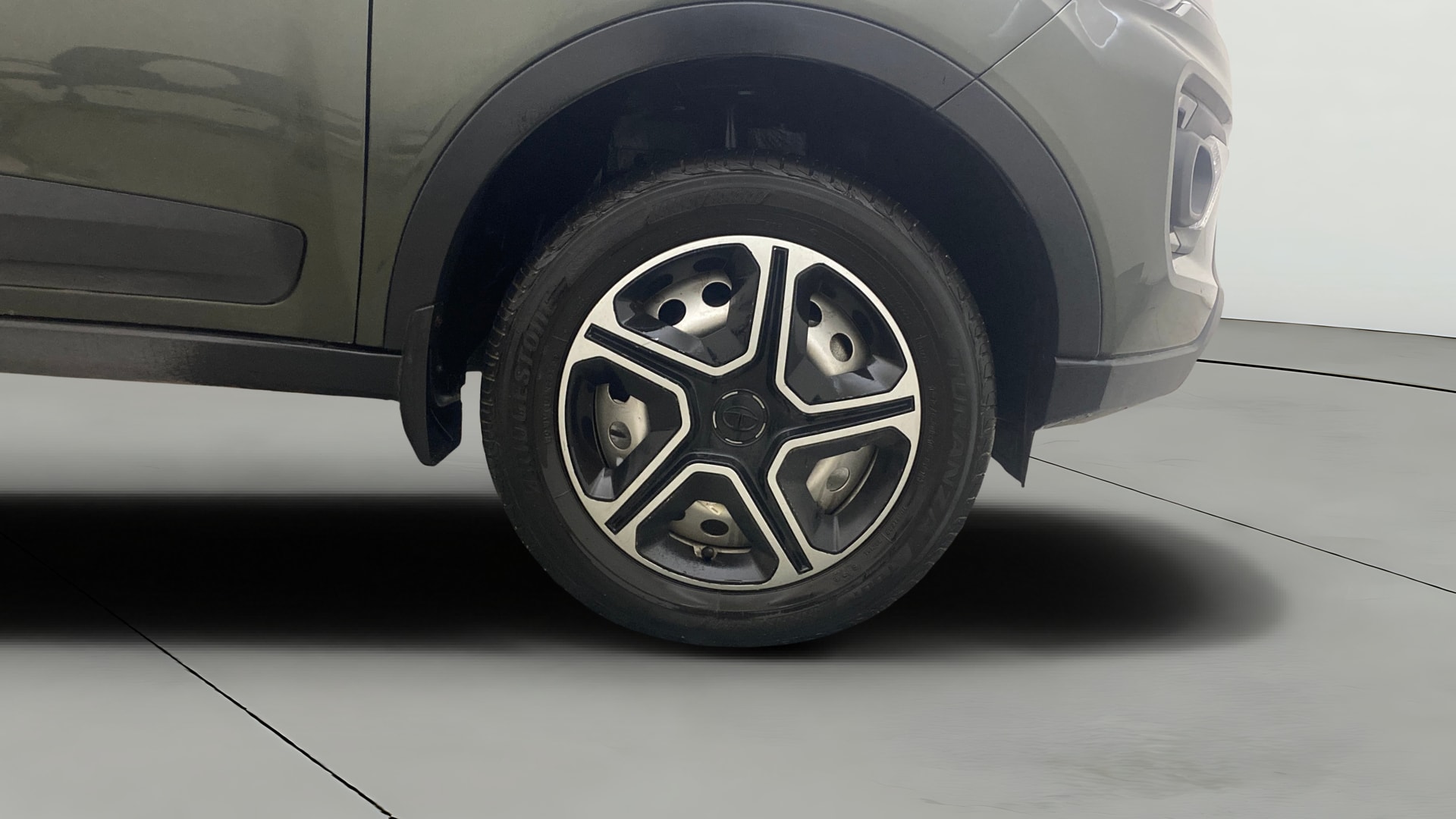 View 2023 Tata Nexon Revotron XE Image 40 Used 2023 Tata Nexon Revotron XE Image 40