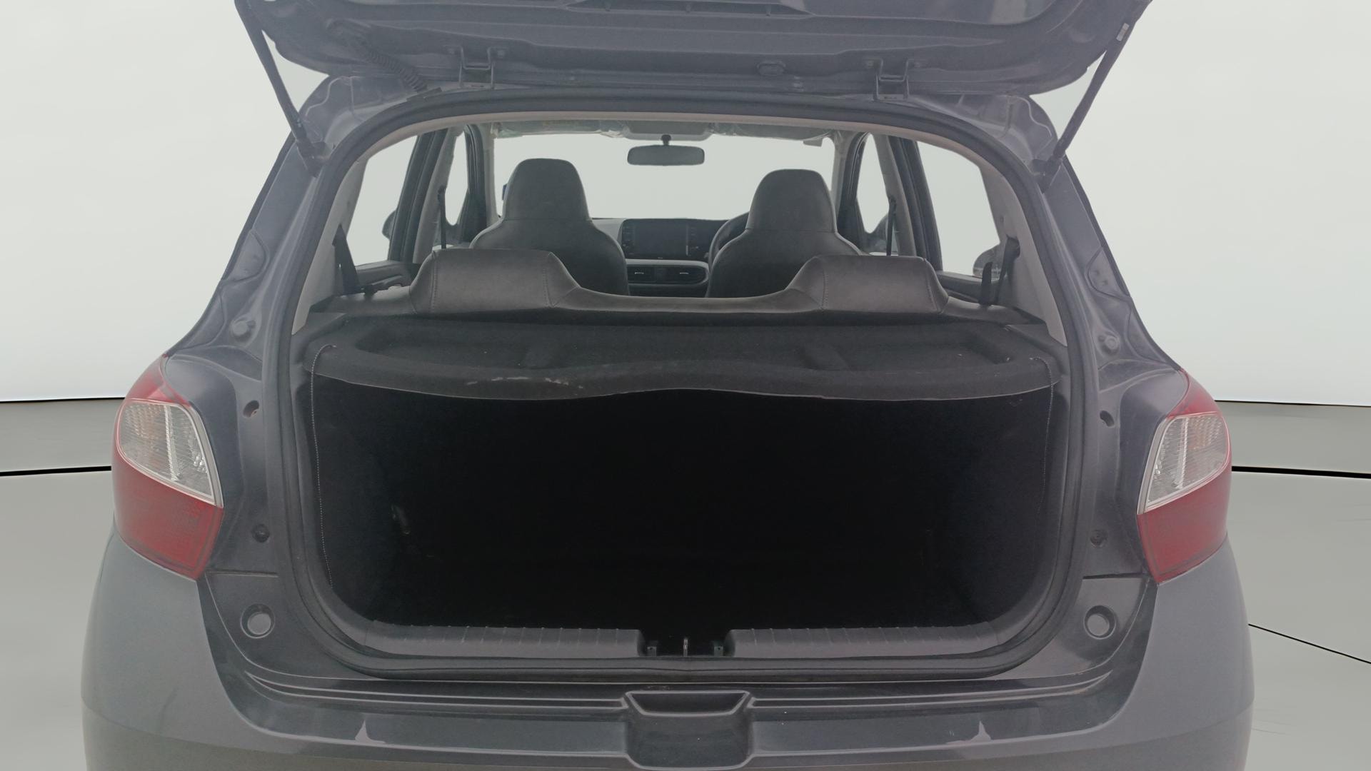 View 2021 Hyundai Grand i10 Nios Sportz Petrol Image 37 Used 2021 Hyundai Grand i10 Nios Sportz Petrol Image 37