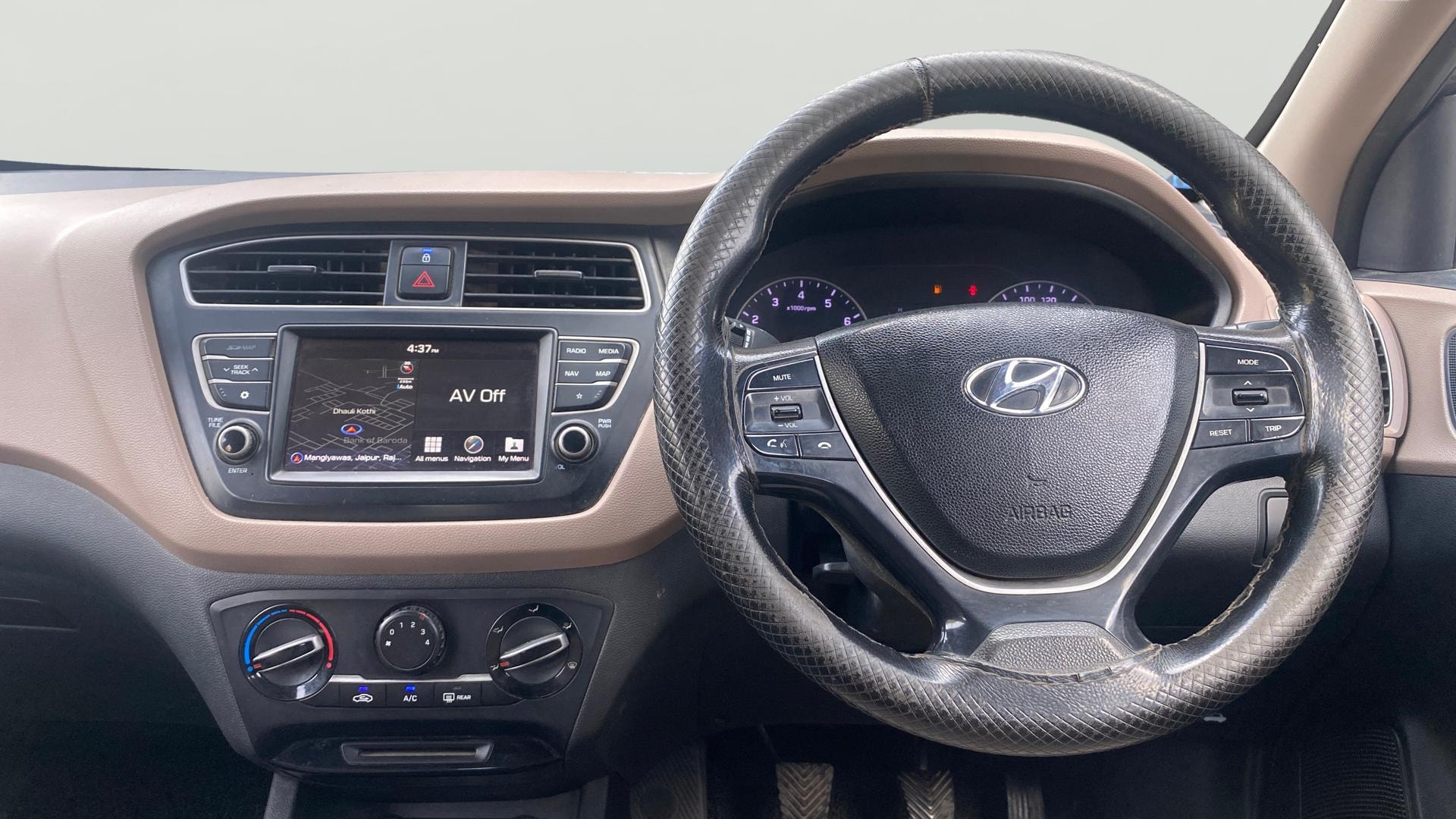 View 2020 Hyundai Elite i20 1.2 Sportz Plus Petrol Image 20 Used 2020 Hyundai Elite i20 1.2 Sportz Plus Petrol Image 20