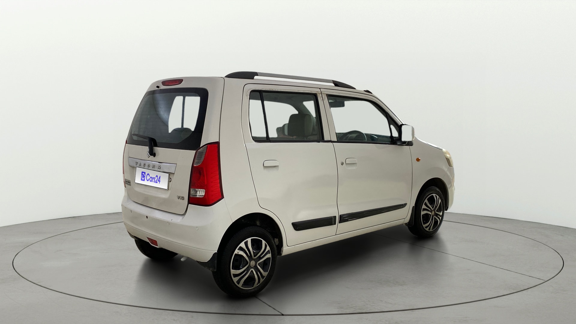 Used 2016 Maruti Suzuki 1000 Used 2016 Maruti Suzuki 1000
