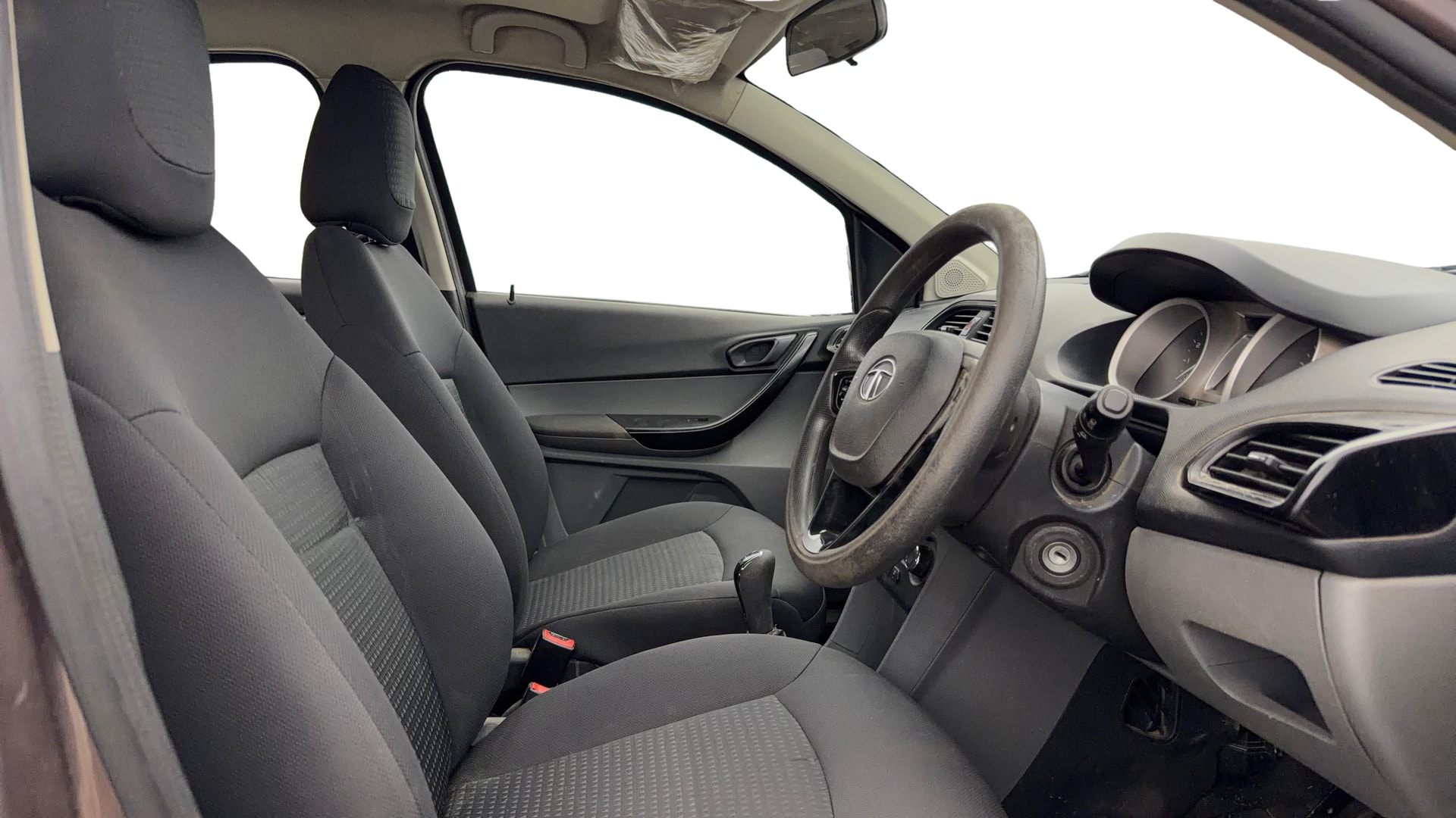 View 2017 Tata Tigor XT Petrol Image 25 Used 2017 Tata Tigor XT Petrol Image 25