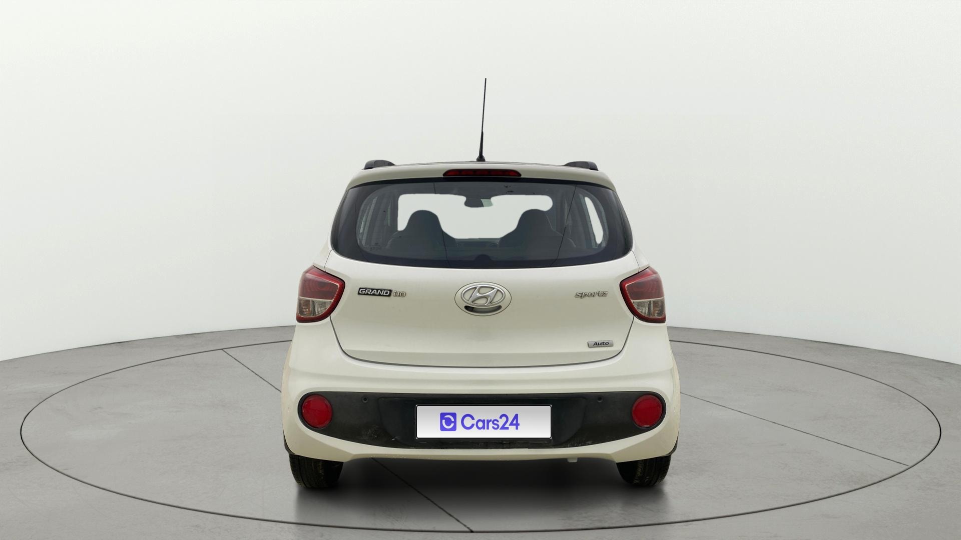 View 2017 Hyundai Grand i10 1.2 Sportz Petrol AT Image 39 Used 2017 Hyundai Grand i10 1.2 Sportz Petrol AT Image 39