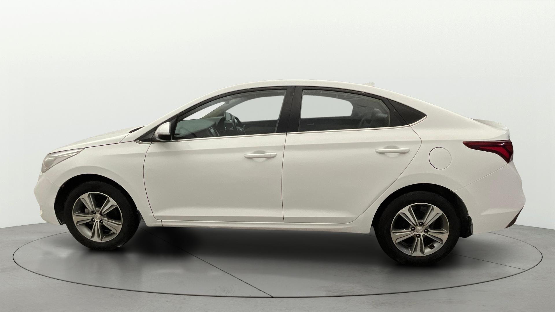 Used 2018 Hyundai Verna Used 2018 Hyundai Verna