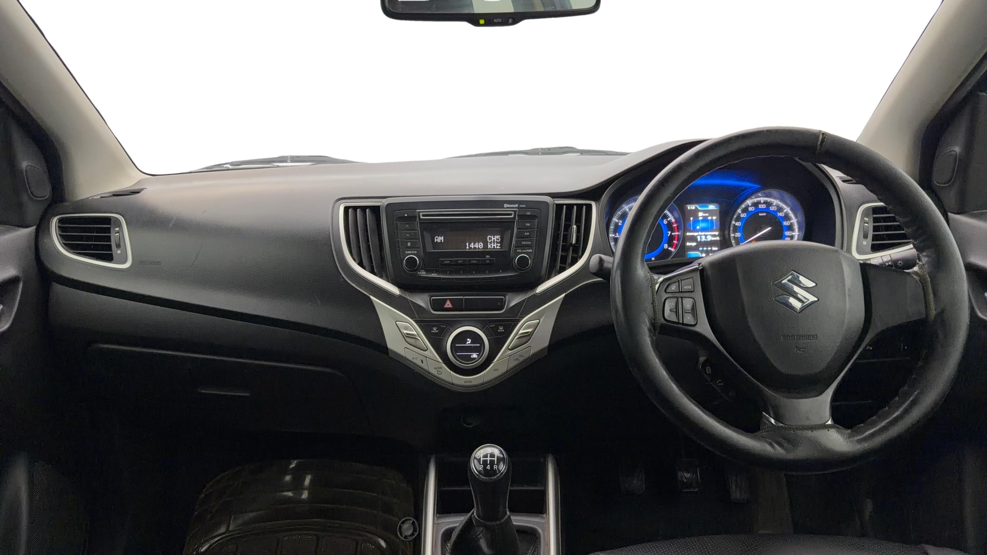 View 2017 Maruti Suzuki 1000 Base Variant Image 15 Used 2017 Maruti Suzuki 1000 Base Variant Image 15