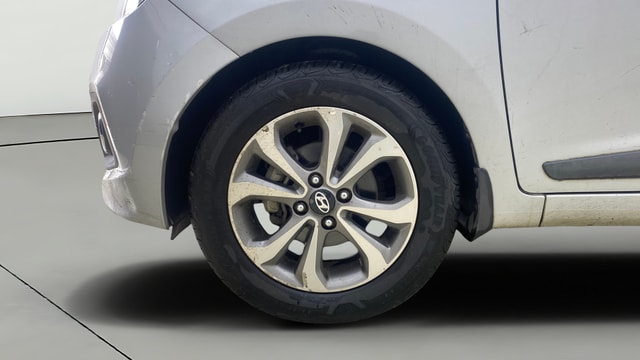 View Hyundai Xcent Image 28 Used Hyundai Xcent Image 28