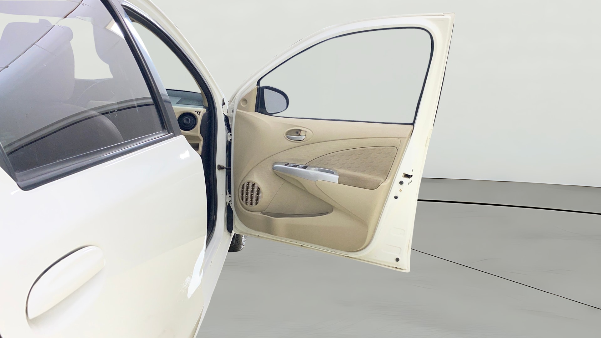 View 2019 Toyota Etios Liva V Image 45 Used 2019 Toyota Etios Liva V Image 45