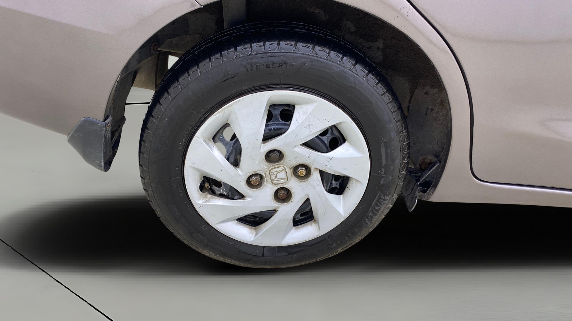View 2014 Honda Amaze E MT Petrol BS IV Image 23 Used 2014 Honda Amaze E MT Petrol BS IV Image 23