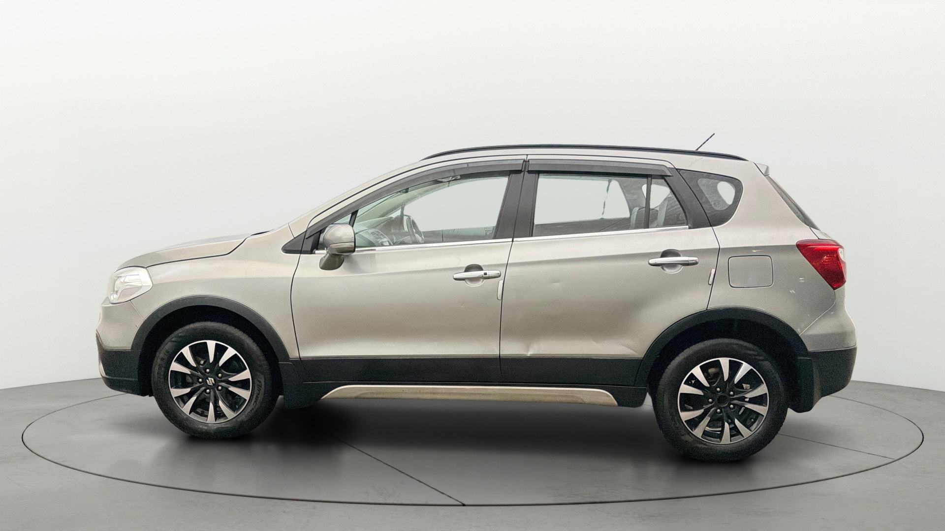 View 2021 Maruti Suzuki 1000 Base Variant Image 6 Used 2021 Maruti Suzuki 1000 Base Variant Image 6
