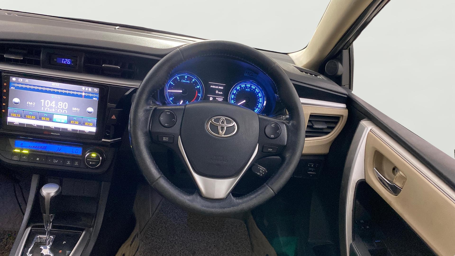 View 2015 Toyota Corolla Altis 1.8 VL AT Image 20 Used 2015 Toyota Corolla Altis 1.8 VL AT Image 20